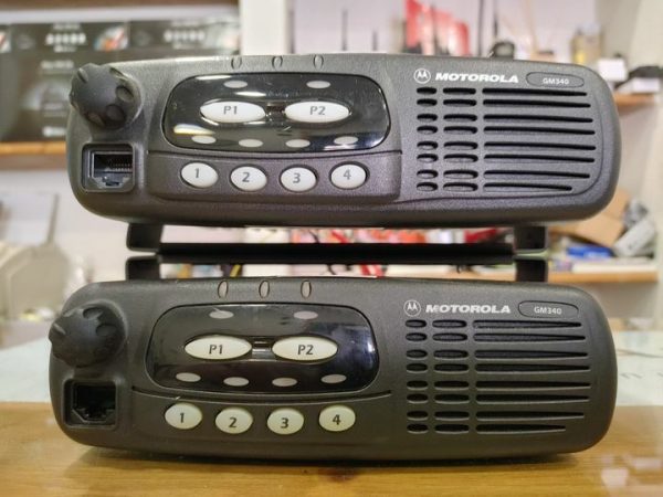 Cheap Discounted Motorola GM340 VHF UHF Mobile Transceiver Vehicle Two way Radio