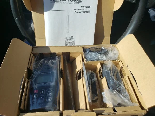 Standard Horizon HX400IS Ship Boat 5W Handheld VHF Submersible Marine Radio - Image 4